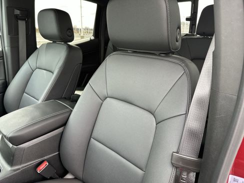 Certified 2024 GMC Canyon Elevation w/ Elevation Premium Package image 11