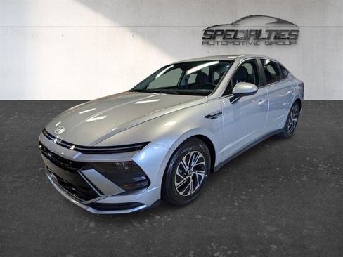 Used 2026 Hyundai Sonata Blue FWD image 5