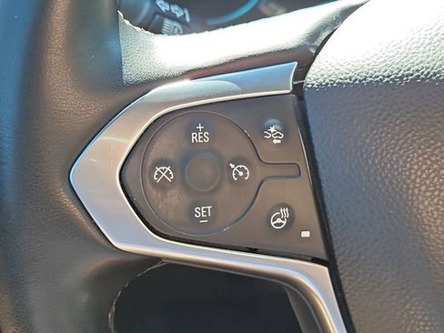 Certified 2023 Chevrolet Traverse RS image 46