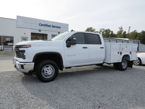 New 2025 Chevrolet Silverado 3500 W/T w/ WT Convenience Package image 1