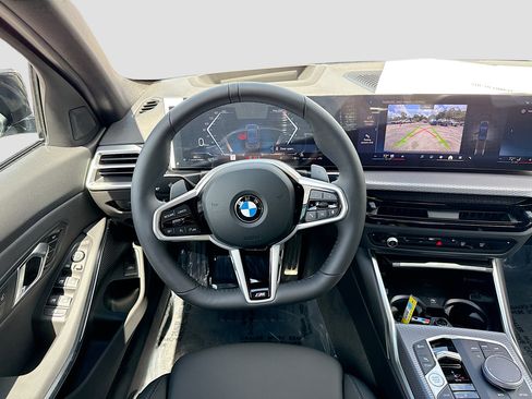 New 2026 BMW 330i Sedan w/ M Sport Package RWD image 17