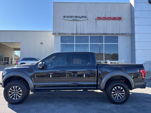 Used 2020 Ford F150 Raptor w/ Equipment Group 801A Mid image 18