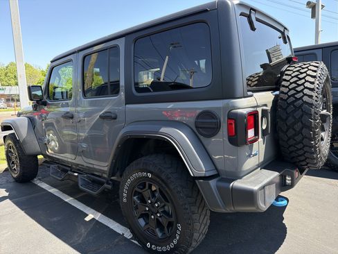 Certified 2023 Jeep Wrangler Unlimited w/ Cold Weather Group AWD/4WD image 6