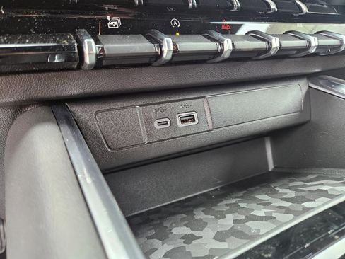 New 2026 GMC Canyon AT4 AWD/4WD image 20