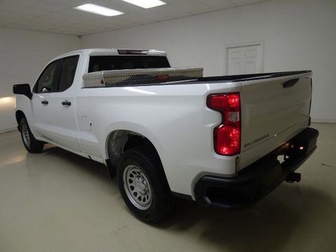 Used 2021 Chevrolet Silverado 1500 W/T w/ WT Fleet Convenience Package image 4