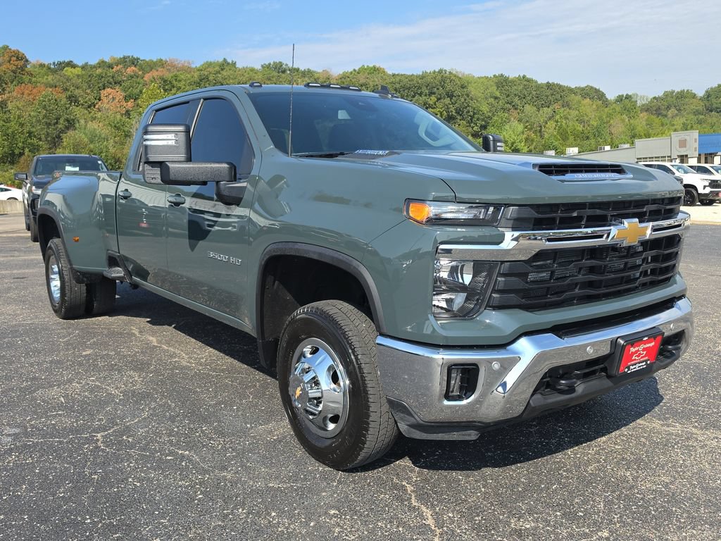 Certified 2025 Chevrolet Silverado 3500 LT w/ All Star Edition AWD/4WD image 2