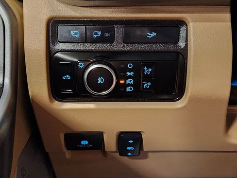 Used 2024 Ford F350 Lariat w/ Lariat Ultimate Package AWD/4WD image 44