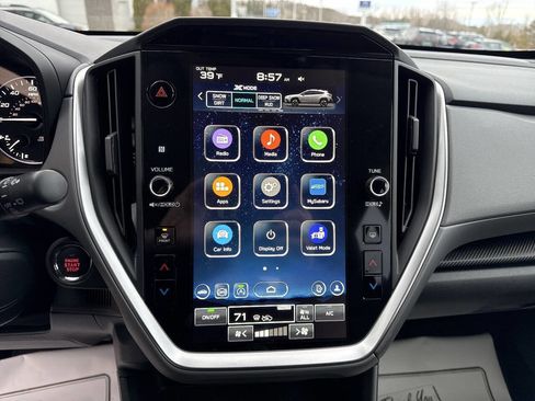 Used 2025 Subaru Crosstrek 2.0i Premium image 17