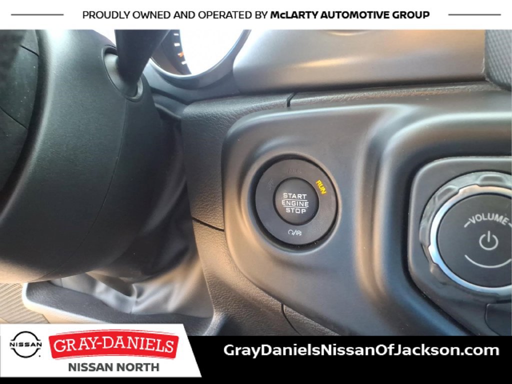 Used 2022 Jeep Wrangler Unlimited Sport AWD/4WD image 16