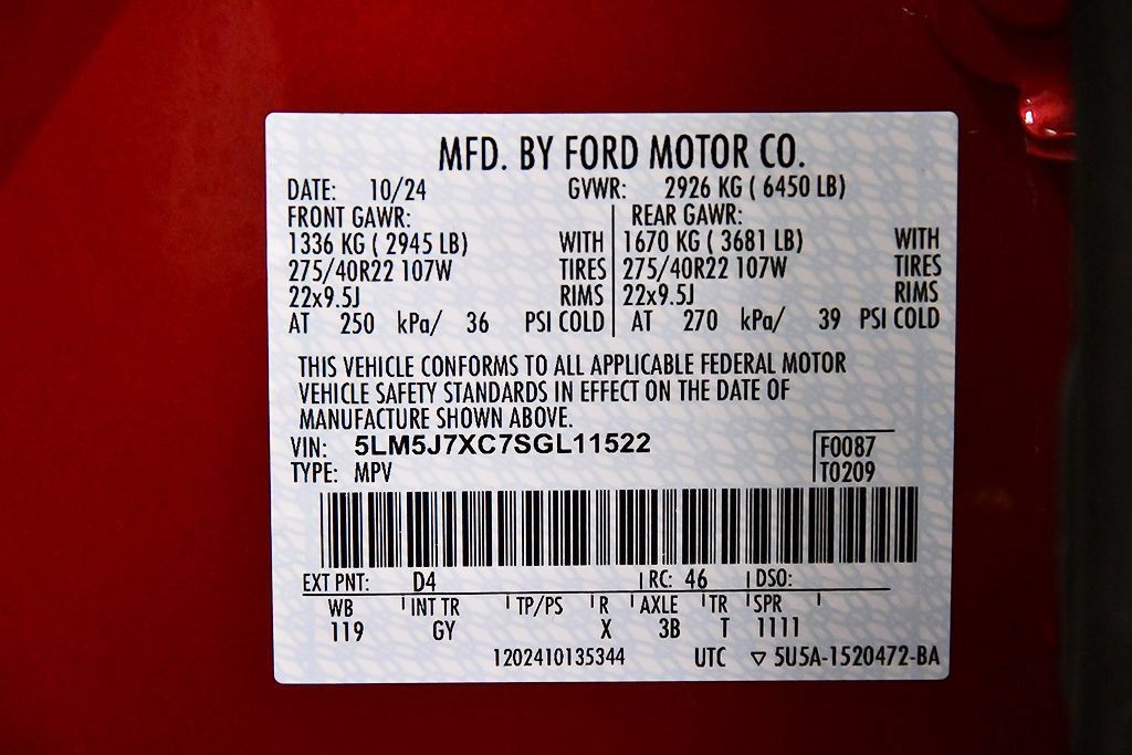 Used 2025 Lincoln Aviator Reserve w/ Equipment Group 201A AWD/4WD image 14