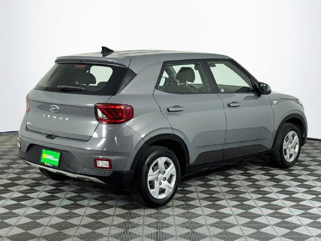 Used 2020 Hyundai Venue SE FWD image 8