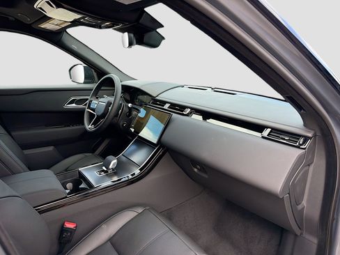 New 2026 Land Rover Range Rover Velar Dynamic SE AWD/4WD image 14