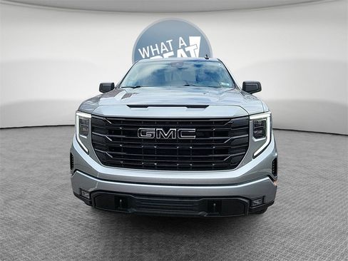 Used 2024 GMC Sierra 1500 Elevation w/ Preferred Package image 9