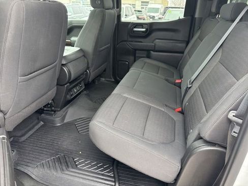 Used 2021 Chevrolet Silverado 1500 LT image 14