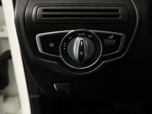 Used 2022 Mercedes-Benz GLC 300 4MATIC Coupe image 34