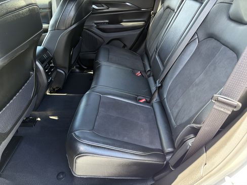 Used 2023 Jeep Grand Cherokee Altitude image 19