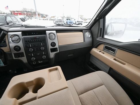 Used 2011 Ford F150 XLT w/ XLT Convenience Pkg image 32