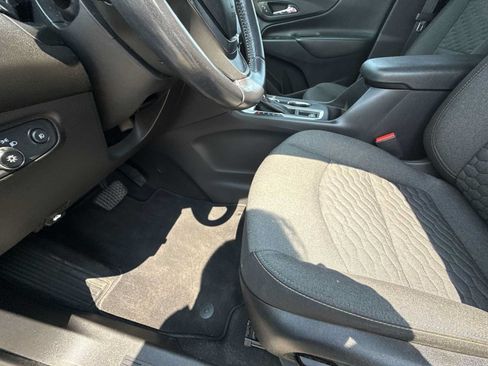 Certified 2021 Chevrolet Equinox LT FWD image 33