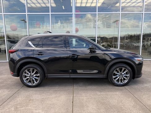 Used 2019 MAZDA CX-5 Signature image 9