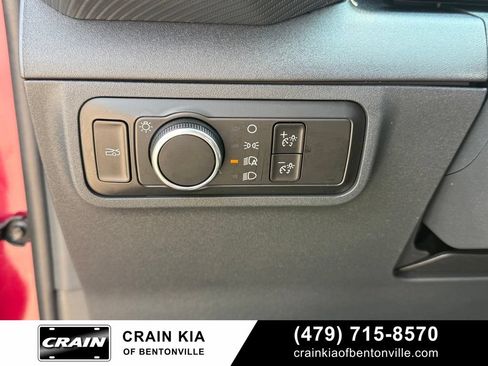 Used 2025 Ford Mustang Coupe RWD image 12