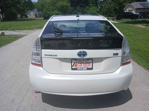 Used 2011 Toyota Prius Four w/ Solar Roof Pkg FWD image 7
