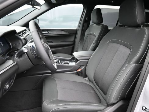 New 2026 Jeep Grand Cherokee Laredo X AWD/4WD image 10