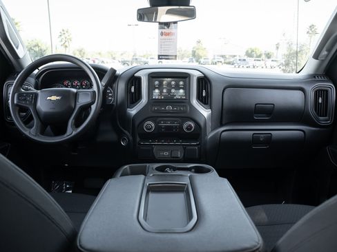 Used 2022 Chevrolet Silverado 1500 Custom image 22
