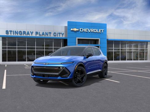 New 2026 Chevrolet Equinox EV RS image 8