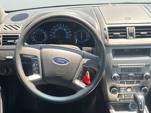 Used 2012 Ford Fusion SE FWD image 16