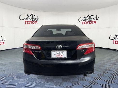 Used 2014 Toyota Camry LE image 7