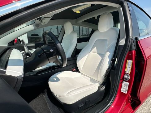 Used 2018 Tesla Model 3 Long Range image 21