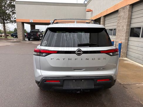 Used 2023 Nissan Pathfinder SV AWD/4WD image 4