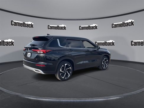 Used 2023 Mitsubishi Outlander SE Black Edition image 7