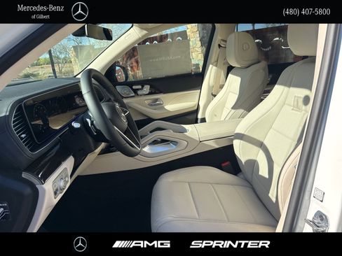 New 2026 Mercedes-Benz GLS 450 4MATIC image 10