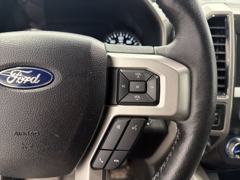 Used 2020 Ford F150 Lariat w/ Equipment Group 502A Luxury AWD/4WD image 27