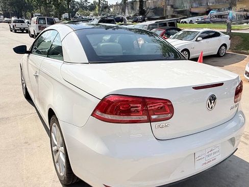 Used 2012 Volkswagen Eos Komfort FWD image 79