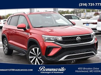 Certified 2023 Volkswagen Taos SE w/ Panoramic Sunroof Package