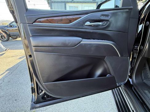 Used 2021 Cadillac Escalade Sport Platinum AWD/4WD image 43