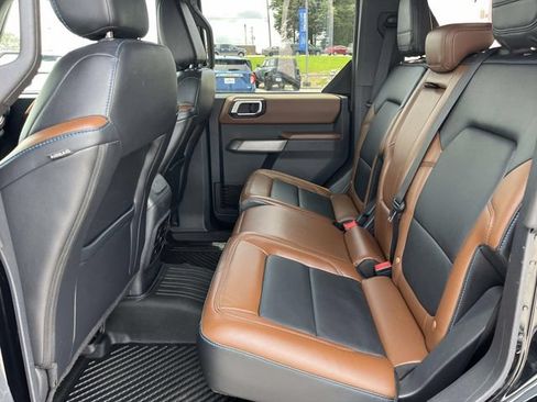 Used 2022 Ford Bronco Outer Banks AWD/4WD image 12