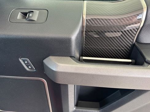 Used 2017 Ford F150 Raptor w/ Equipment Group 802A Luxury image 20