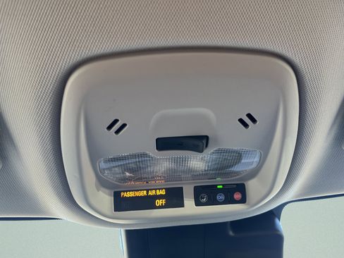 New 2026 Chevrolet Trax LT image 17