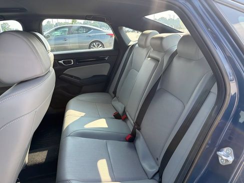Used 2025 Honda Civic Sport image 10
