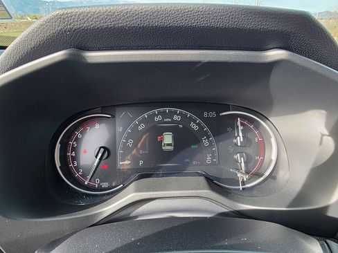 Used 2025 Toyota RAV4 XLE image 16