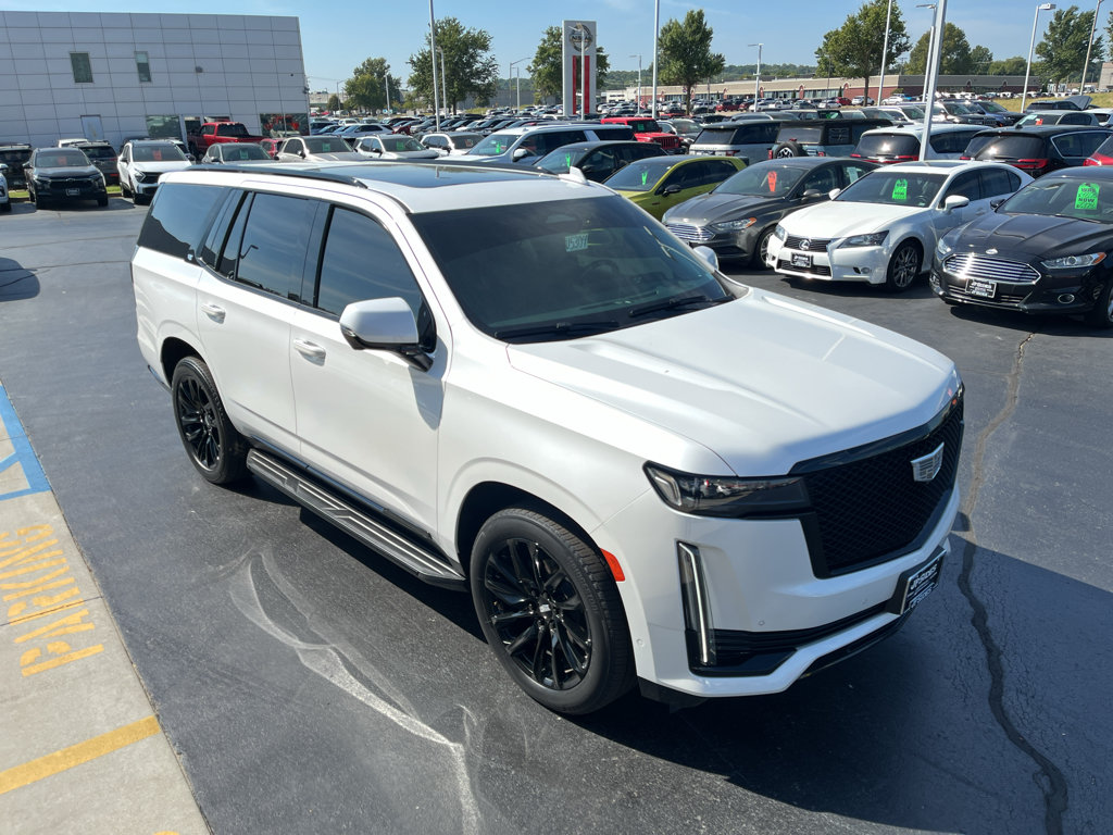 Used 2021 Cadillac Escalade Sport Platinum w/ LPO, ONYX Package AWD/4WD image 7