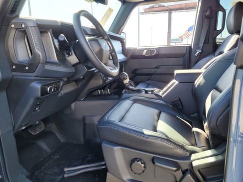 New 2025 Ford Bronco Badlands image 38