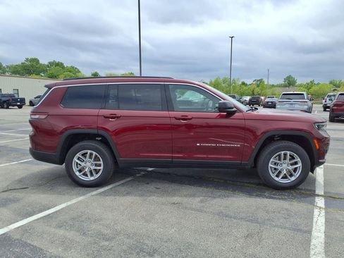 New 2026 Jeep Grand Cherokee L 4WD image 8