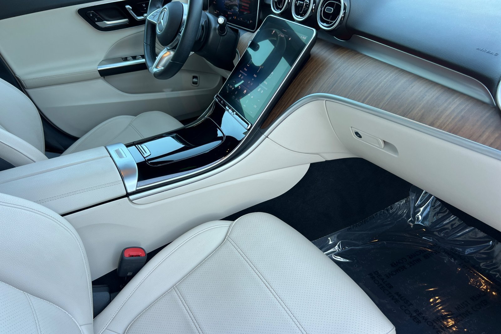 Used 2024 Mercedes-Benz C 300 Sedan image 16
