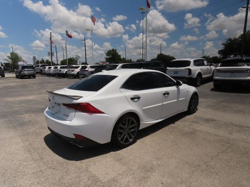 Used 2019 Lexus IS 300 F Sport w/ F Sport Package RWD image 11