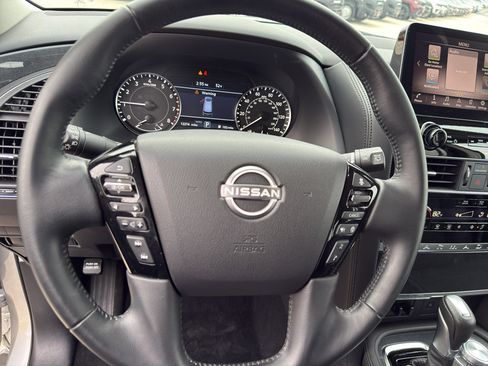 Used 2024 Nissan Armada SV image 16