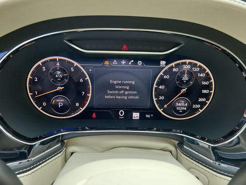 Used 2021 Bentley Flying Spur V8 AWD/4WD image 46